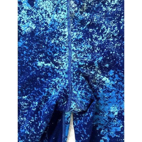 SOLD Athleta Capri Leggings Bundle x 2 Size Medium With Phone Pockets - Picture 10 of 11